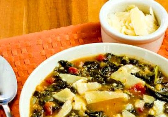 Slow Cooker White Bean and Kale Soup